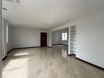 Venta de Apartamento en el Poblado San Lucas