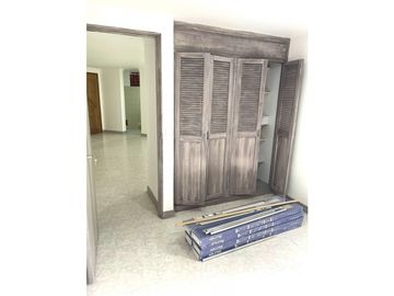 Venta Apartamento en La Floresta cerca al metro con parqueadero