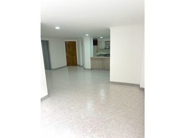 Venta Apartamento en La Floresta cerca al metro con parqueadero