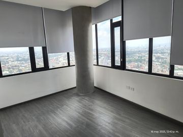 Venta de Departamento 1302 en Residencial en Zavaleta. Precio: $4,914,390.51 mxn