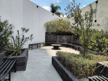 Venta de Departamento 2301 en torre Quore, Zavaleta. Precio: $3,409,805.32 mxn