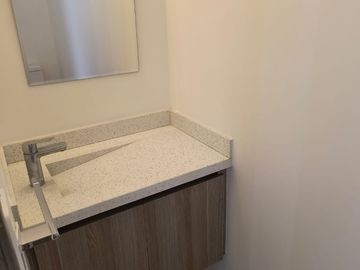 Venta de Departamento 2301 en torre Quore, Zavaleta. Precio: $3,409,805.32 mxn