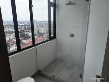 Venta de Departamento 2301 en torre Quore, Zavaleta. Precio: $3,409,805.32 mxn
