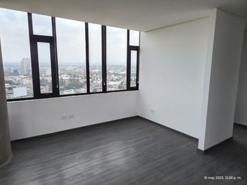 Venta de Departamento 2301 en torre Quore, Zavaleta. Precio: $3,409,805.32 mxn