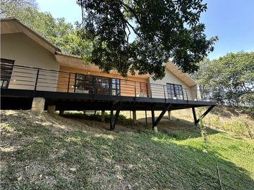 ESTRENA CHALET CON ESPECTACULAR DECK CON JACUZZI EN SOPETRAN