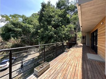 ESTRENA CHALET CON ESPECTACULAR DECK CON JACUZZI EN SOPETRAN