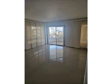Apartamento en zona residencial