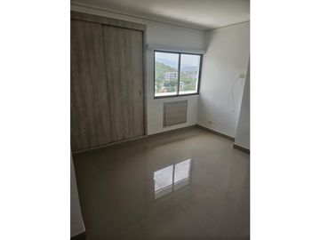 Apartamento en zona residencial