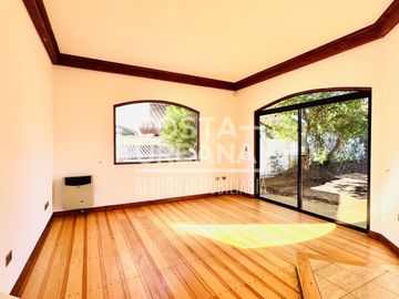 GRAN CASA EN BOSQUES DE MONTEMAR