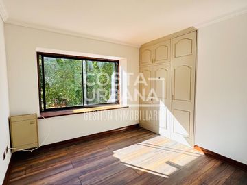 GRAN CASA EN BOSQUES DE MONTEMAR