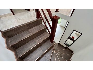 Casa en venta en conjunto - Barrio Ciudad Santa Bárbara Palmira Valle
