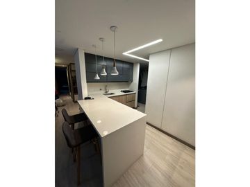 HERMOSO APARTAMENTO EN CIUDAD DEL RIO UNIDAD COMPLETO PISO ALTO