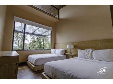 CABAÑA EN VENTA EN GUATAPÉ,ANTIOQUIA