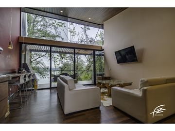 CABAÑA EN VENTA EN GUATAPÉ,ANTIOQUIA