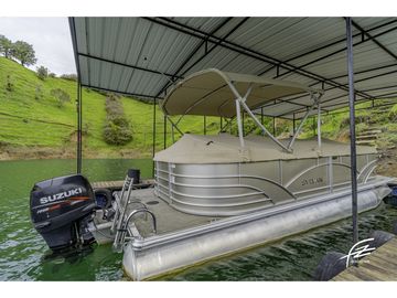 FINCA EN VENTA EN GUATAPÉ,ANTIOQUIA