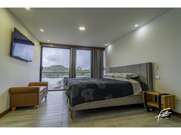FINCA EN VENTA EN GUATAPÉ,ANTIOQUIA
