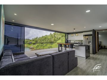 FINCA EN VENTA EN GUATAPÉ,ANTIOQUIA