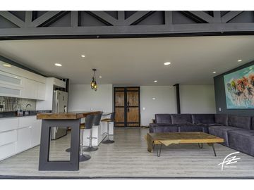 FINCA EN VENTA EN GUATAPÉ,ANTIOQUIA