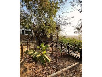 SE VENDE ECO HOTEL JUAN DE ACOSTA