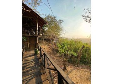 SE VENDE ECO HOTEL JUAN DE ACOSTA