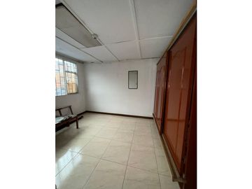 CASA EN VENTA, BARRIO SAN ANDRES, CERCA ALKOSTO VENECIA