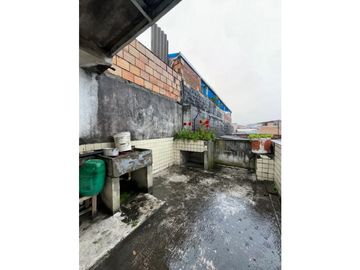 CASA EN VENTA, BARRIO SAN ANDRES, CERCA ALKOSTO VENECIA