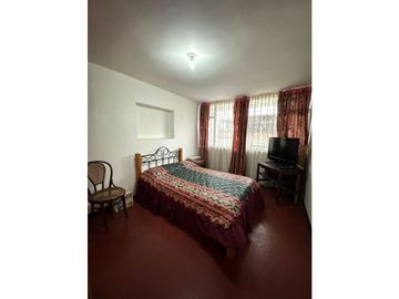 CASA EN VENTA, BARRIO SAN ANDRES, CERCA ALKOSTO VENECIA