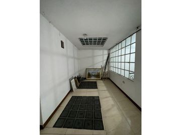 CASA EN VENTA, BARRIO SAN ANDRES, CERCA ALKOSTO VENECIA