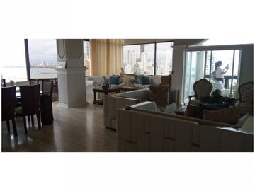 VENDO APARTAMENTO 4 ALCOBAS PENTHOUSE EDIFICIO LAURA LAGUITO