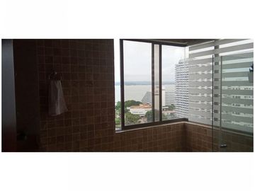 VENDO APARTAMENTO 4 ALCOBAS PENTHOUSE EDIFICIO LAURA LAGUITO
