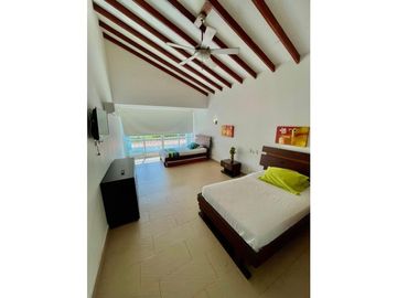 VENDA CASA CON SALIDA DIRECTA AL MAR EN CONDOMINIO CASA DEL MAR