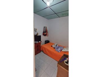 SE     VENDE    CASA     EN   KENEDY