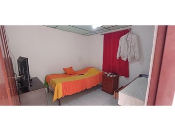 SE     VENDE    CASA     EN   KENEDY