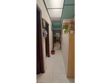 SE     VENDE    CASA     EN   KENEDY