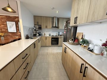 Duplex moderno 3 dorm-2 cocheras - 1 deposito - Tambo de Monterrico - Surco