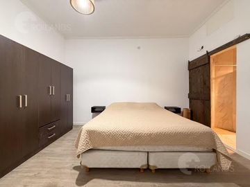Venta Departamento 4 Ambientes con Balcón Corrido en Recoleta