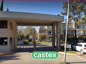 Departamento de dos ambientes en alquiler anual en Jardines de Saravi