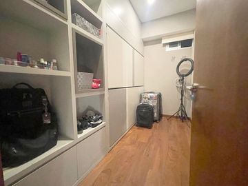Amplio departamento en venta en City Towers Black