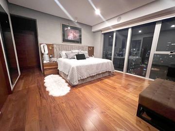 Amplio departamento en venta en City Towers Black