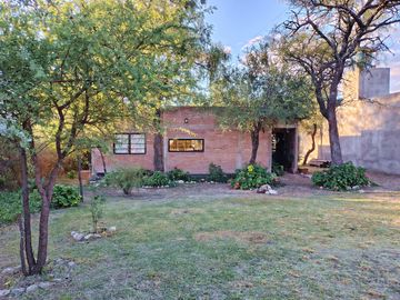 Casa en Venta en Las Tapias sobre la ruta