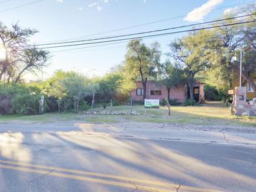 Casa en Venta en Las Tapias sobre la ruta