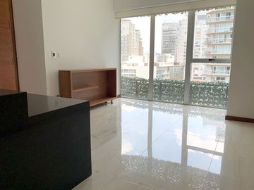 Venta Departamento de 1 Recámara en City Towers Black