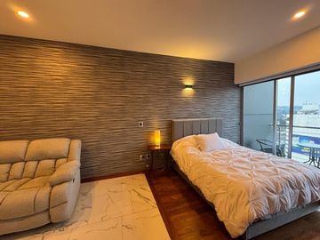 Moderno Loft en Park Pedregal en Venta