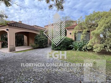Casa en  venta Barrio Santa Catalina Villanueva