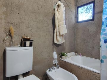 Casa en Venta en Las Tapias sobre la ruta