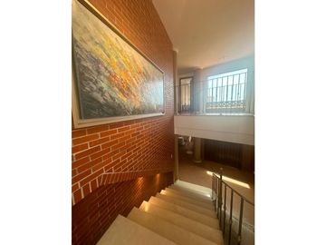 HERMOSA CASA DE 2 NIVELES EN CONJUNTO DE 4 CASAS. VILLA CAMPESTRE
