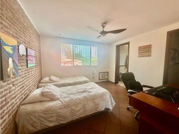 HERMOSA CASA DE 2 NIVELES EN CONJUNTO DE 4 CASAS. VILLA CAMPESTRE