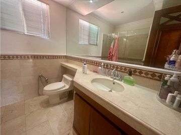 HERMOSA CASA DE 2 NIVELES EN CONJUNTO DE 4 CASAS. VILLA CAMPESTRE