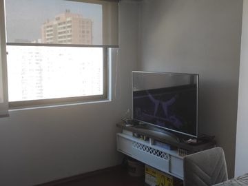 AMPLIO Y RECIEN REFACCIONADO DPTO. EN VENTA UF 2.800 70 MT2 METRO PARQUE ALMAGRO