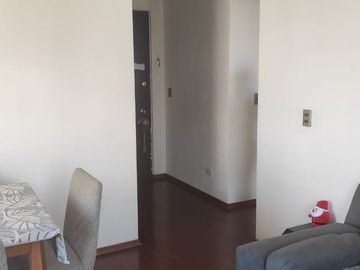 AMPLIO Y RECIEN REFACCIONADO DPTO. EN VENTA UF 2.800 70 MT2 METRO PARQUE ALMAGRO